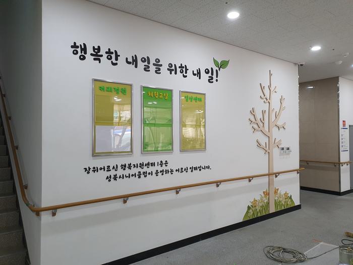 235149625_DUHwZcN3_9c3b8fd6338fca0c6aaebc68e87b943cf0d2e184.jpg 이미지크게보기